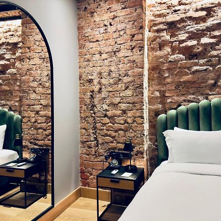 Ruz Hotels Istanbul Luaran gambar A room at the hotel