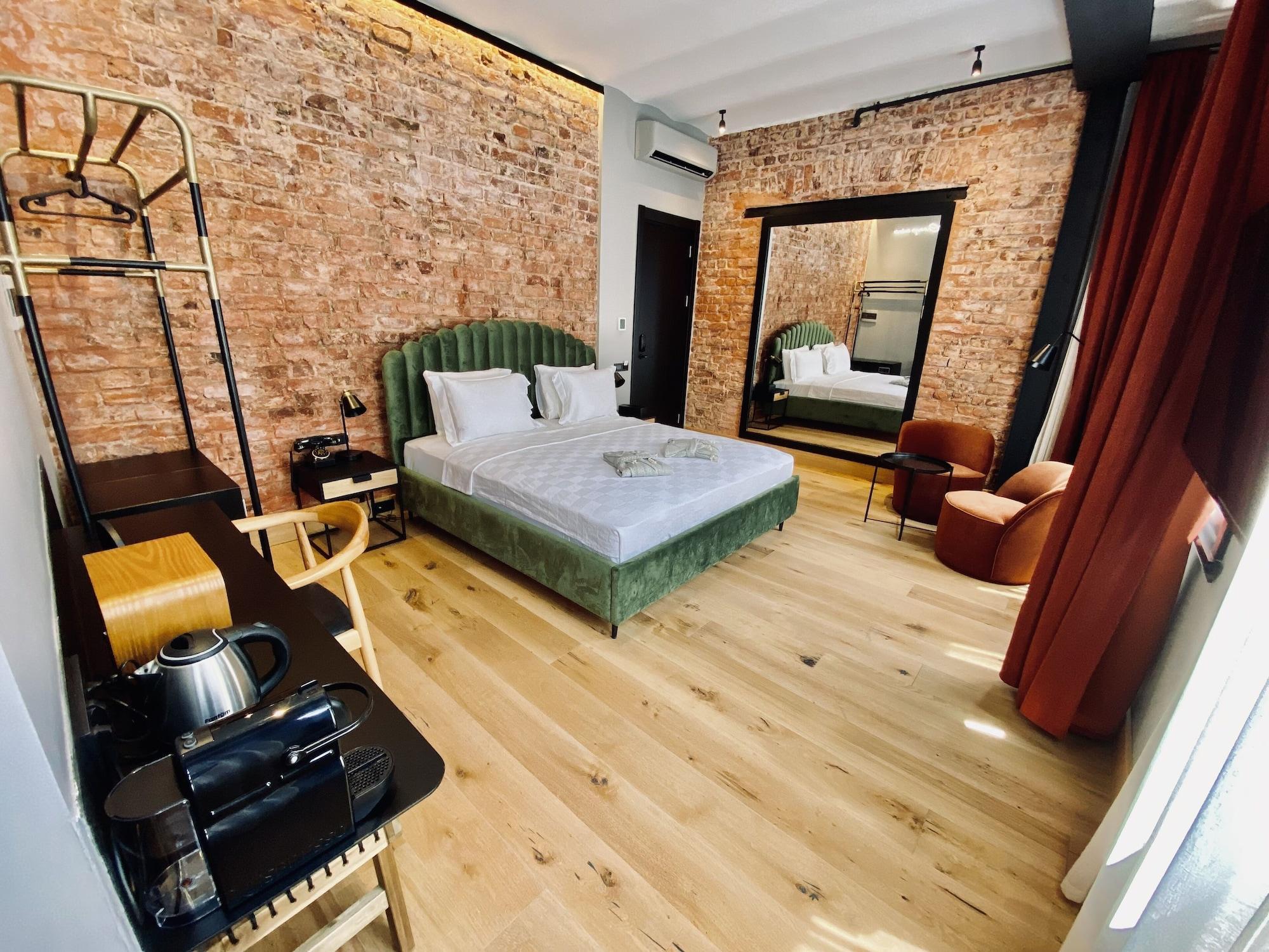 Ruz Hotels Istanbul Luaran gambar A room at the hotel