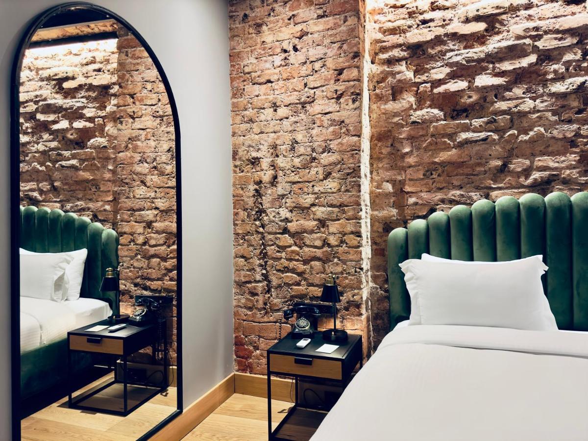 Ruz Hotels Istanbul Luaran gambar A room at the hotel