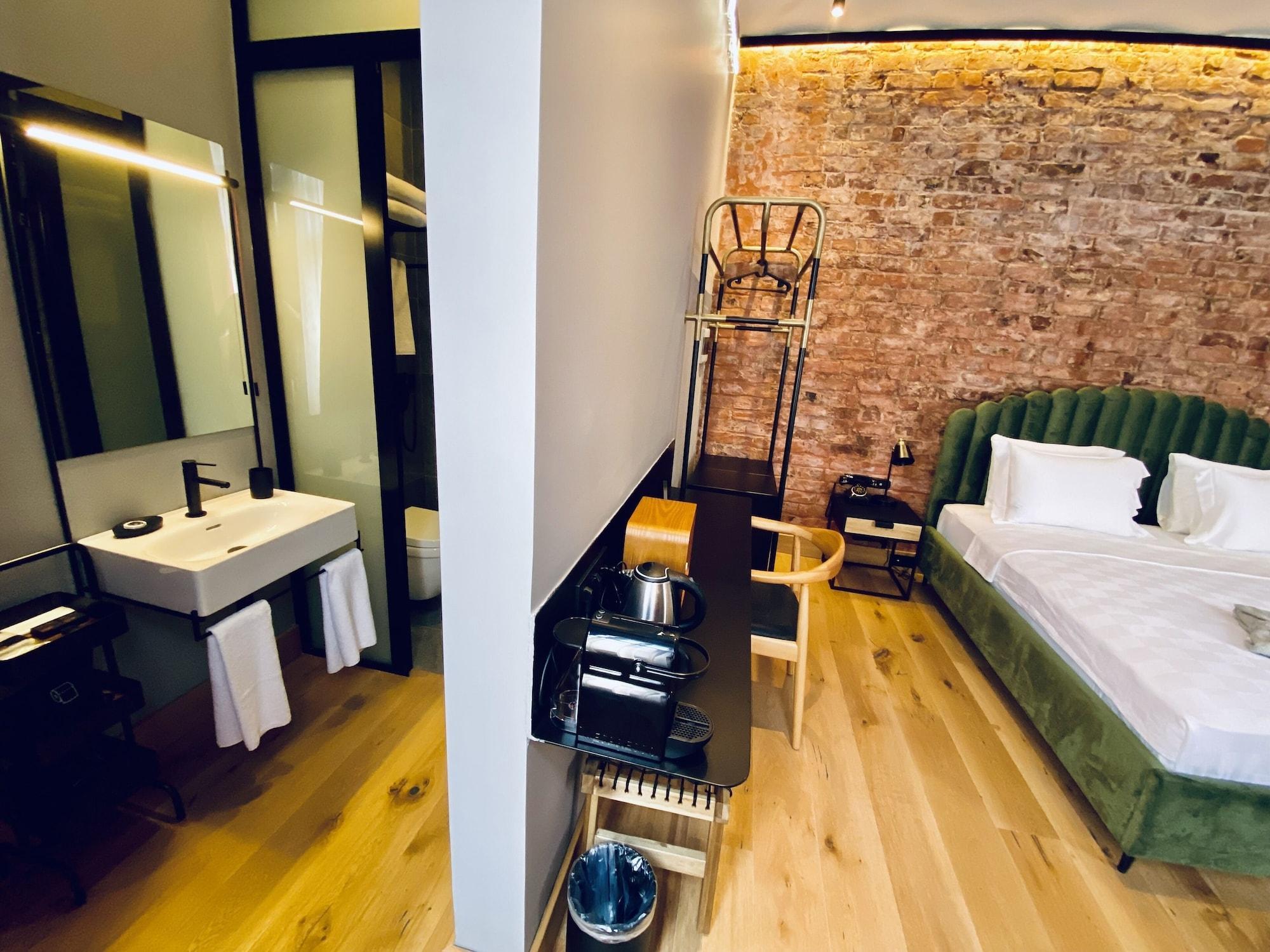 Ruz Hotels Istanbul Luaran gambar A room at the hotel