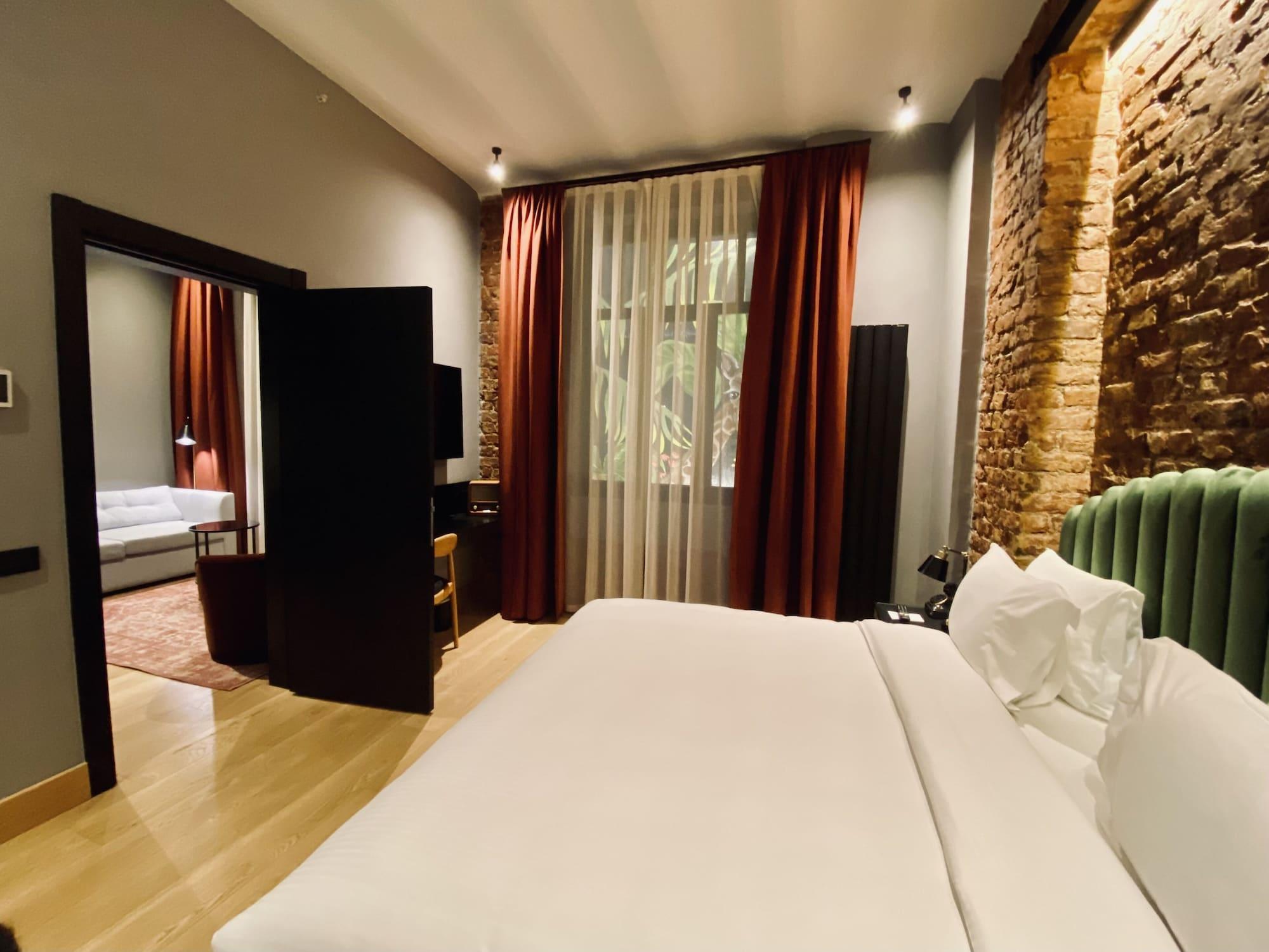 Ruz Hotels Istanbul Luaran gambar A room at the hotel