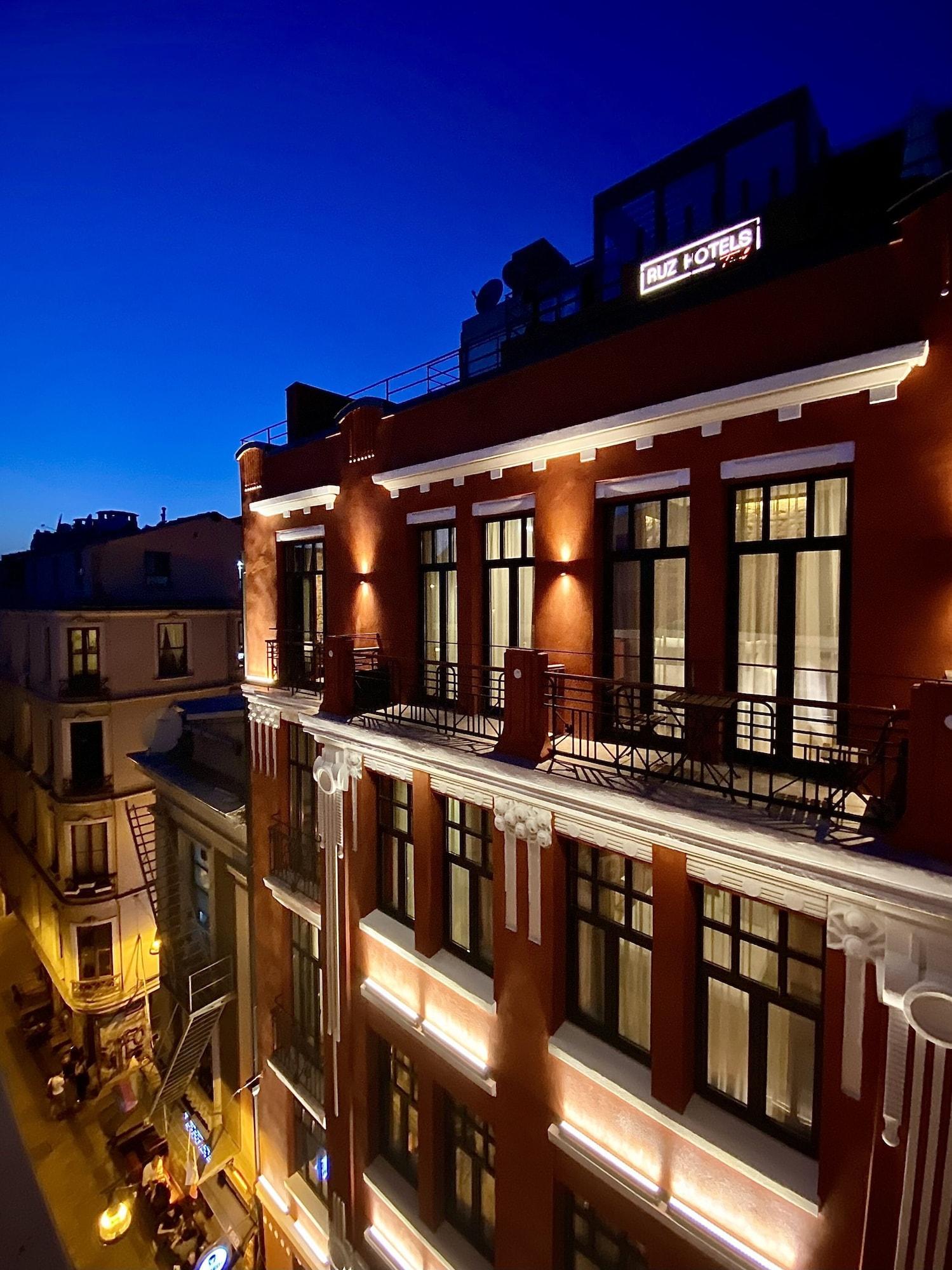 Ruz Hotels Istanbul Luaran gambar The Hotel's facade